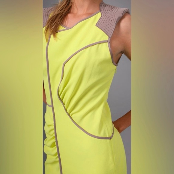 BCBGMaxAzria Lime Green Electric Cyberpunk Contemporary Runway Mini Dress Size 4 - Picture 6 of 14